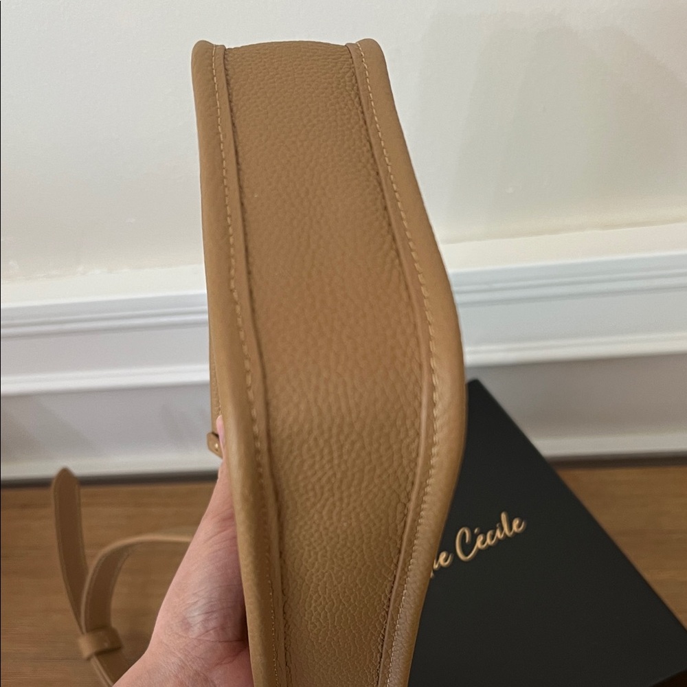 DUYP Togo Leather Florence Crossbody Bag Cappuccino - Picture 5 of 11